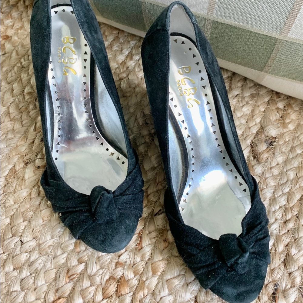 BCBG Paris Black Knot Wedges